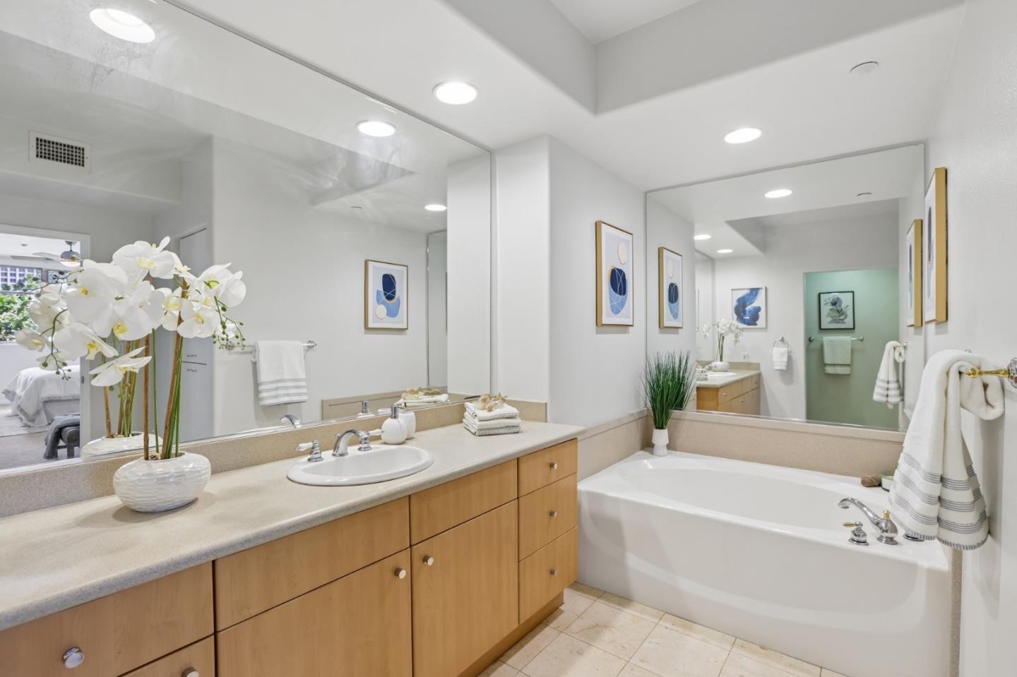 Photo #31: ML82046652 Listing: Photo #31