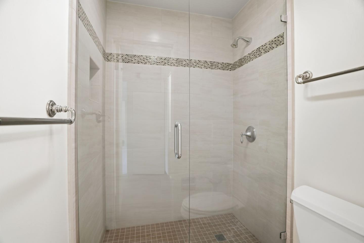 Photo #16: ML82046656 Listing: Photo #16