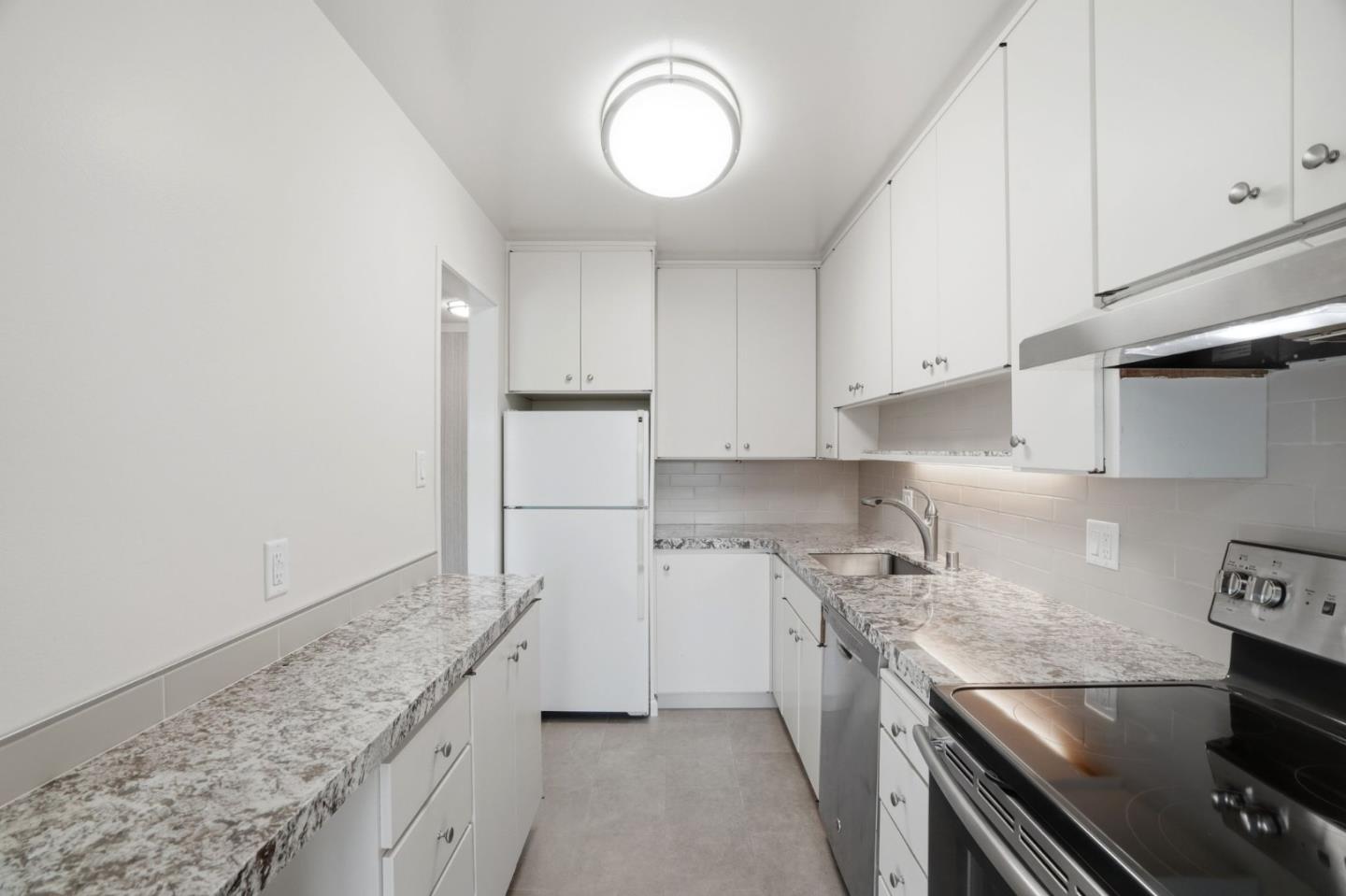 Photo #5: ML82046656 Listing: Photo #5