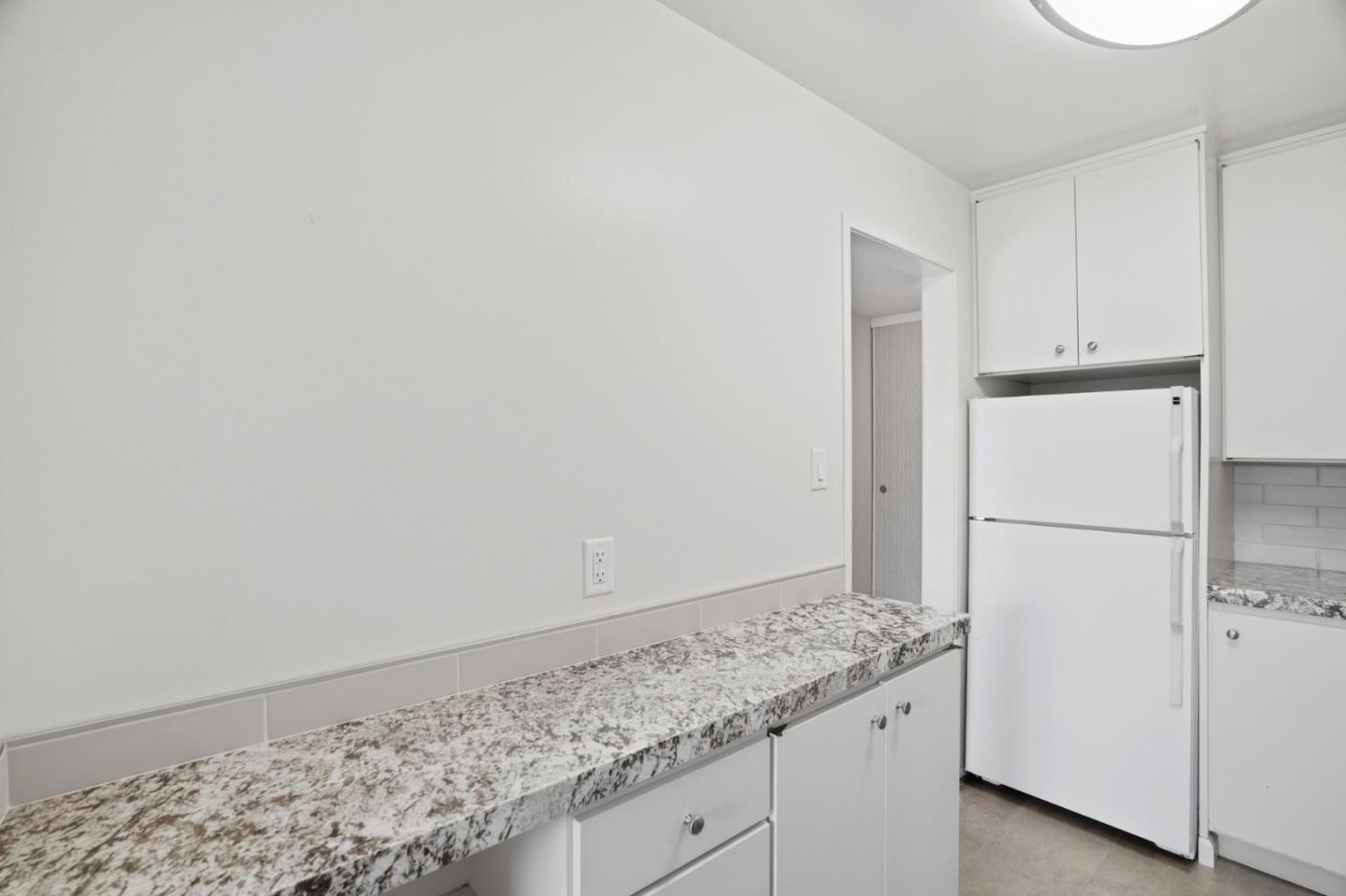 Photo #6: ML82046656 Listing: Photo #6