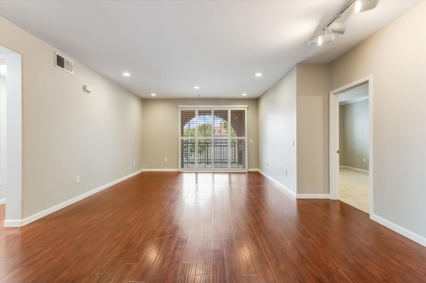 Photo #2: ML82046710 Listing: Photo #2