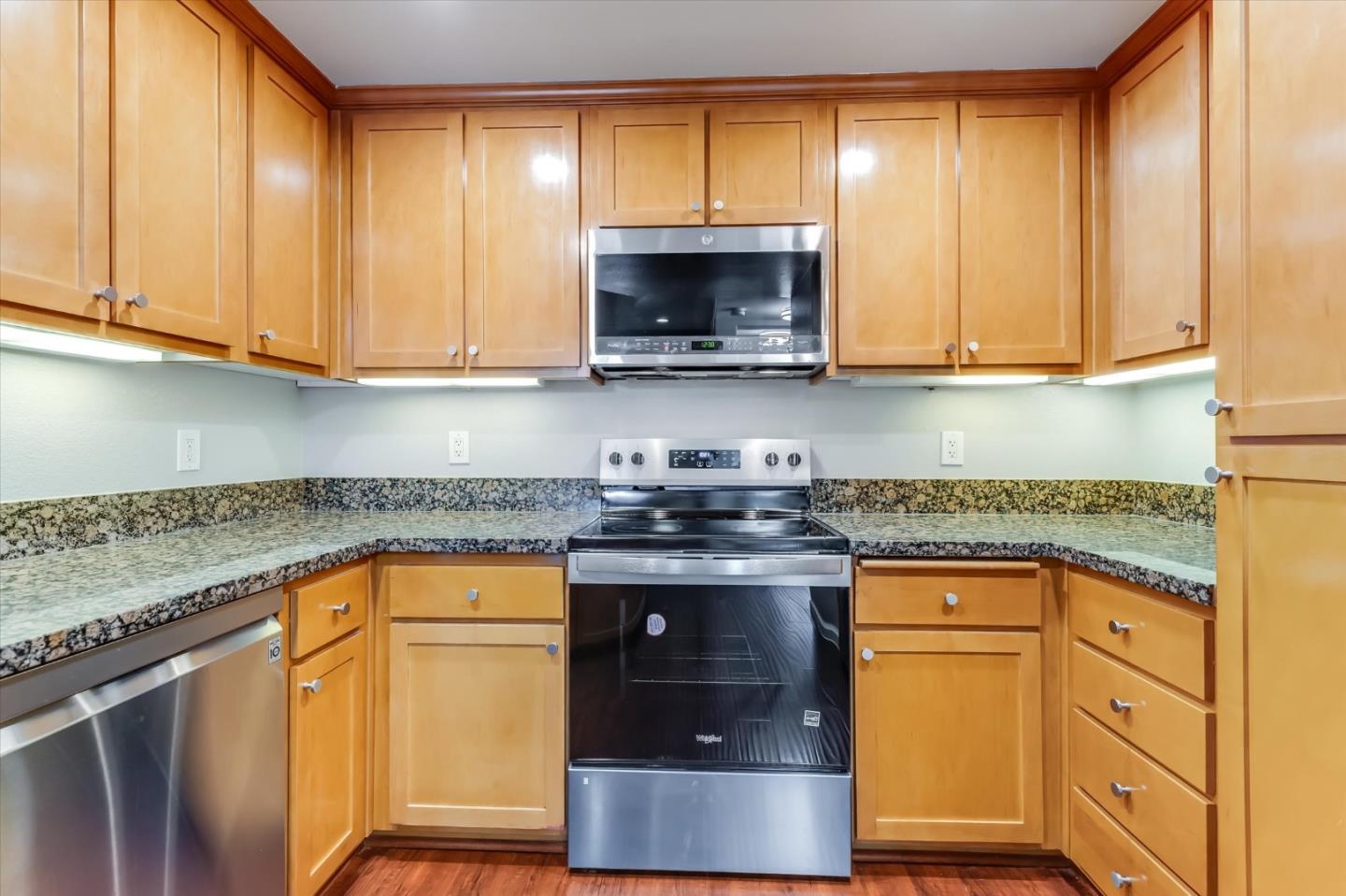 Photo #7: ML82046710 Listing: Photo #7