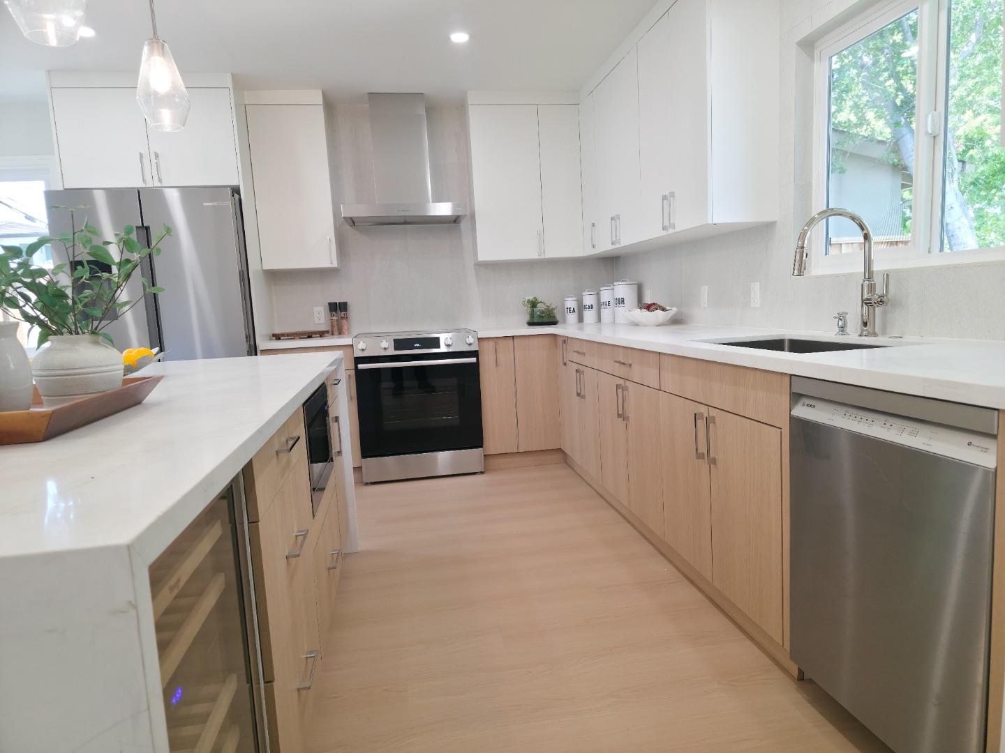 6746 Bollinger RD, SanJose, CA 95129, Photo 2