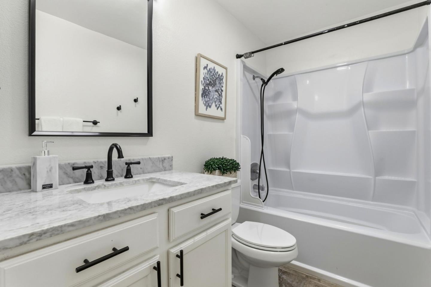 Photo #19: ML82046775 Listing: Photo #19
