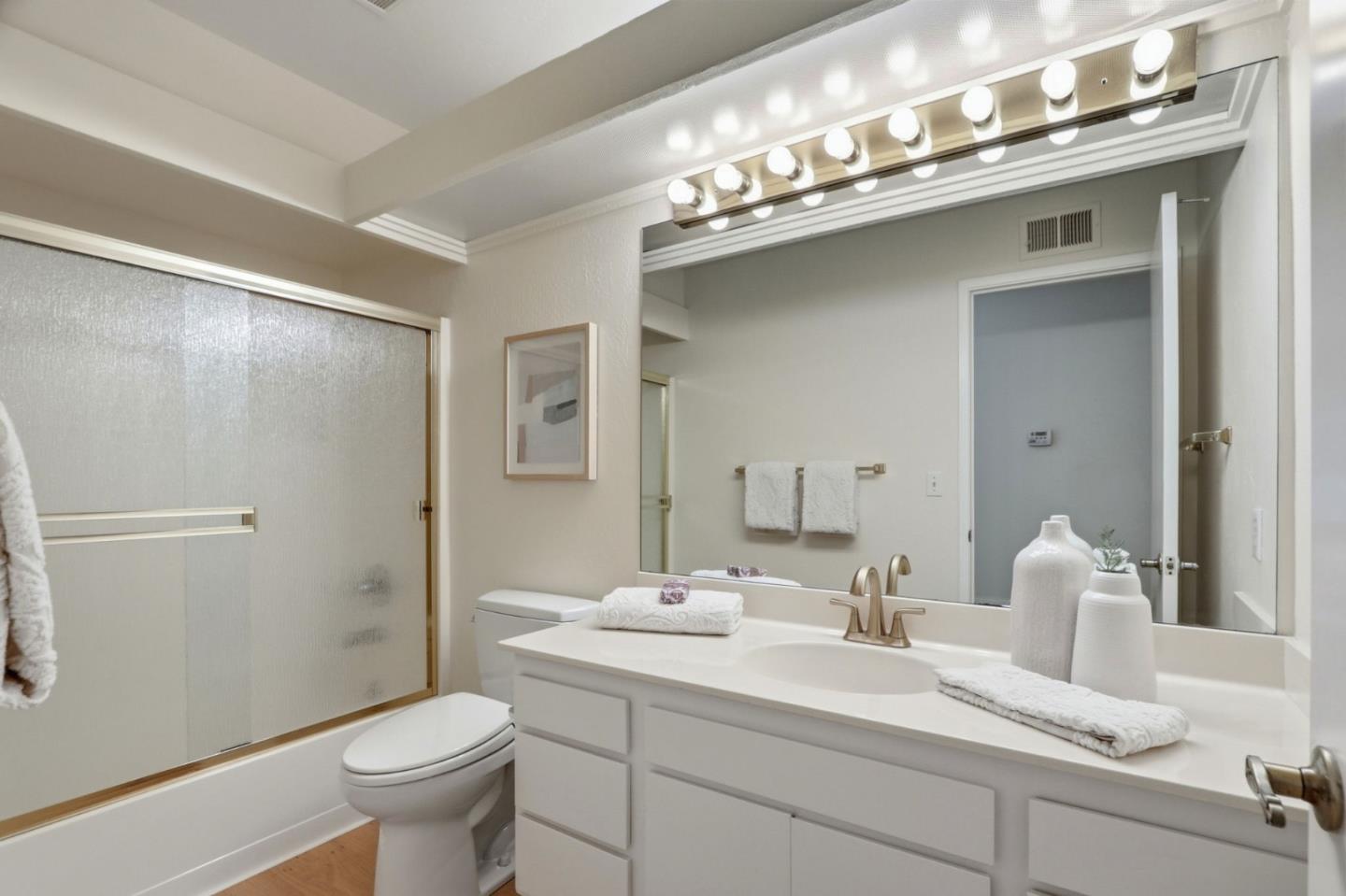 Photo #25: ML82046811 Listing: Photo #25