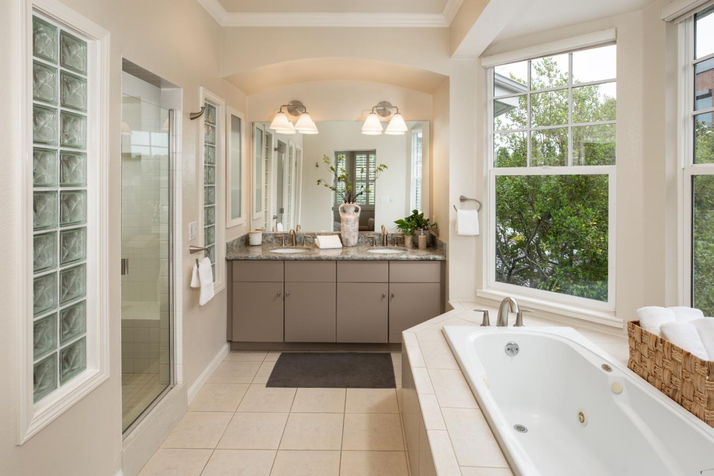 Photo #17: ML82046821 Listing: Photo #17