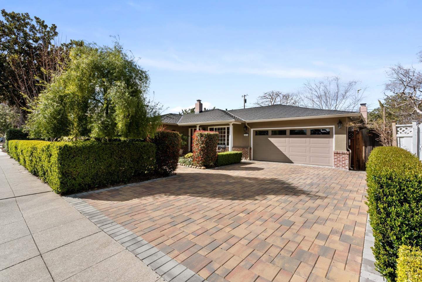 Front Image Thumbnail for ML82046823