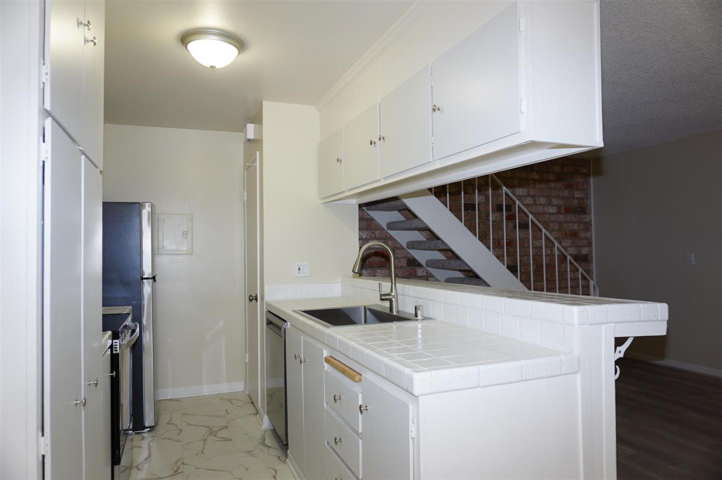 Photo #8: ML82046825 Listing: Photo #8