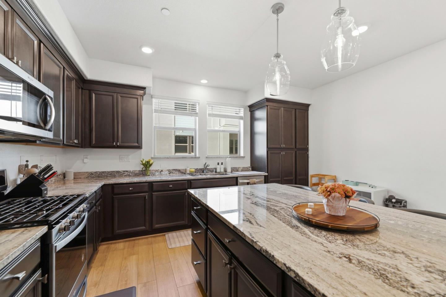 Photo #7: ML82046844 Listing: Photo #7