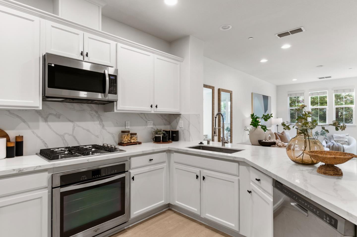 Photo #11: ML82046857 Listing: Photo #11