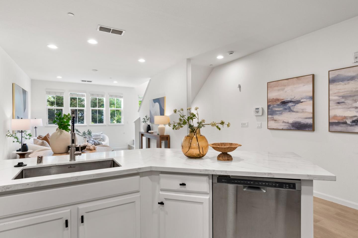 Photo #13: ML82046857 Listing: Photo #13
