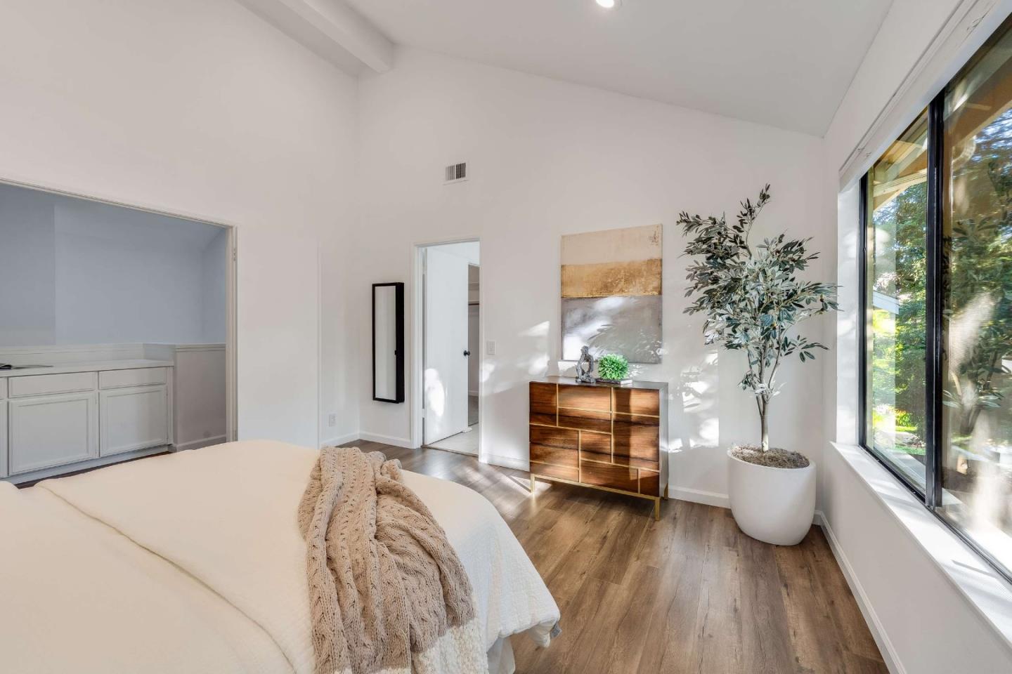 Photo #18: ML82046873 Listing: Photo #18