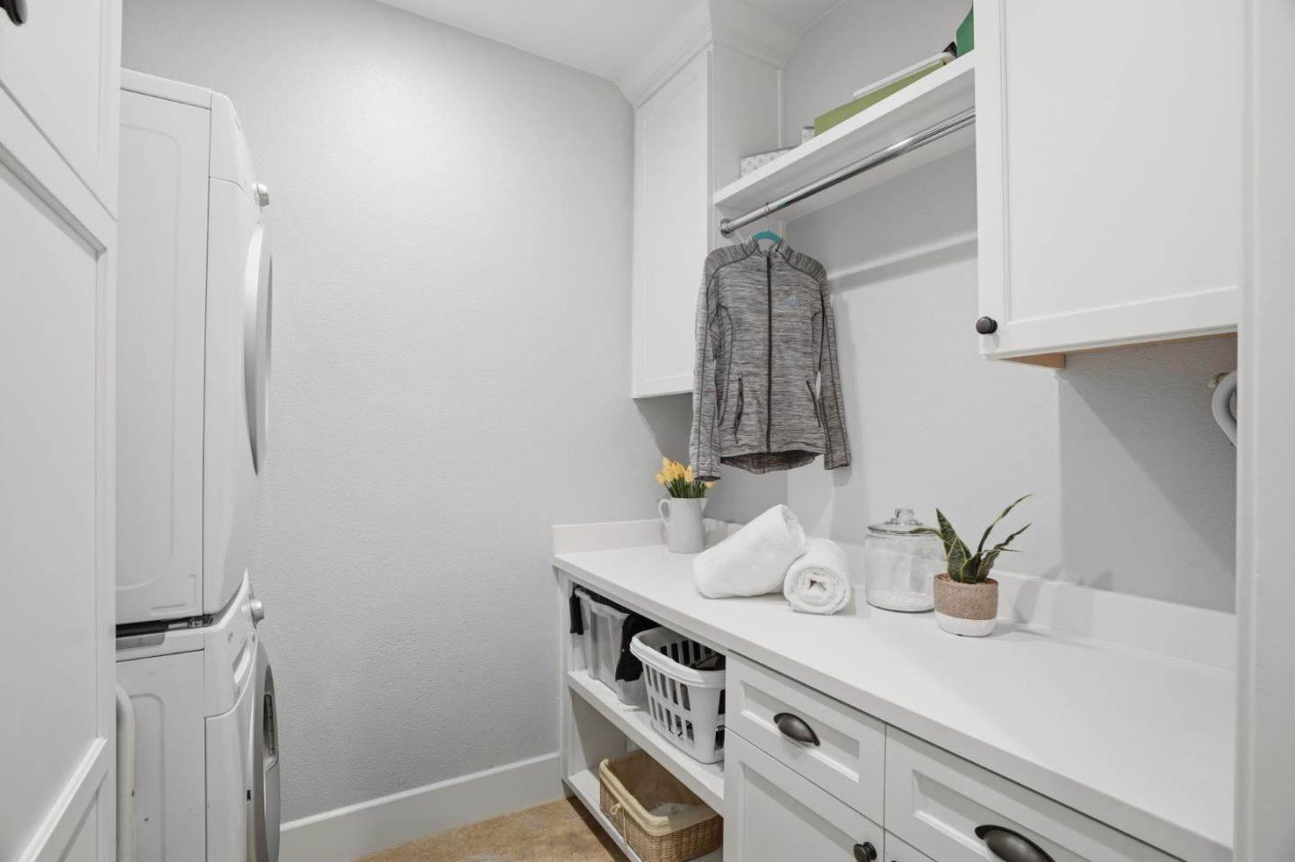 Photo #33: ML82046888 Listing: Photo #33