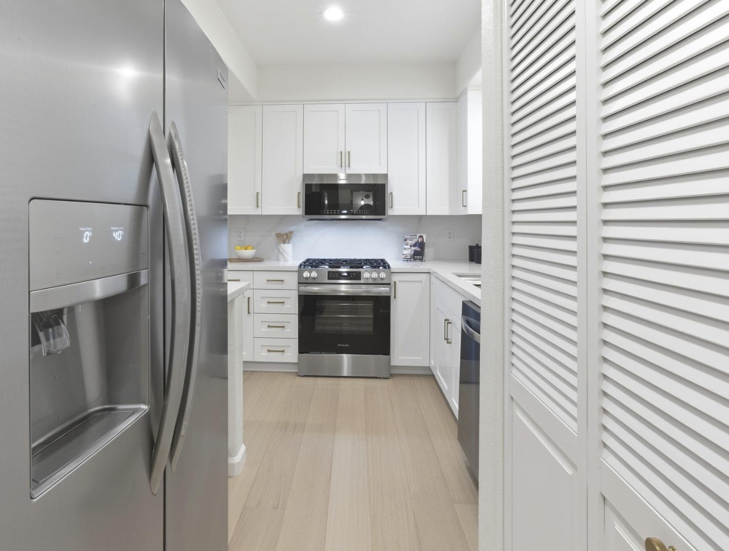 Photo #6: ML82046896 Listing: Photo #6