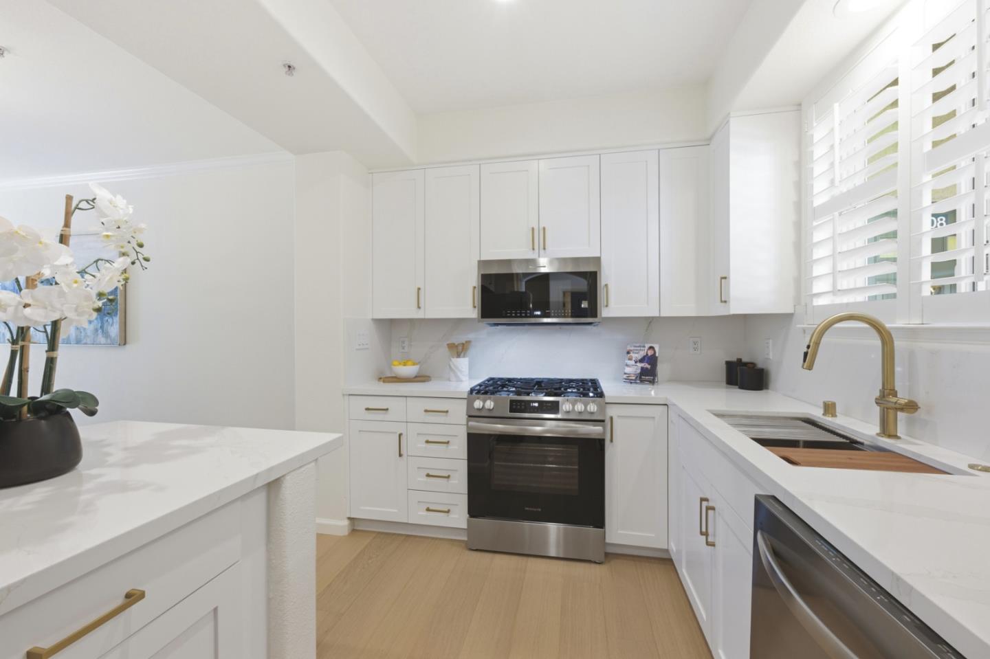 Photo #8: ML82046896 Listing: Photo #8