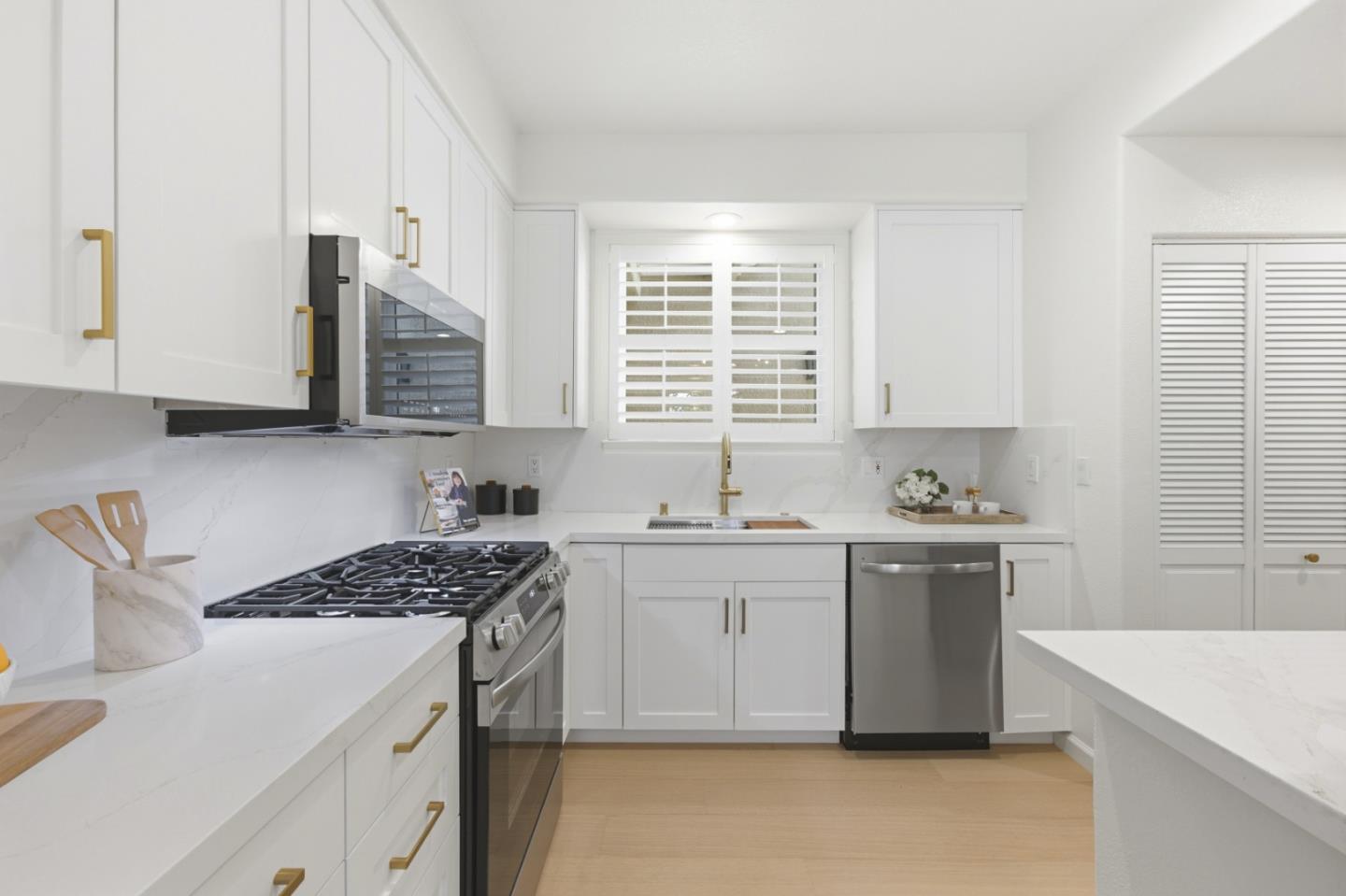 Photo #9: ML82046896 Listing: Photo #9