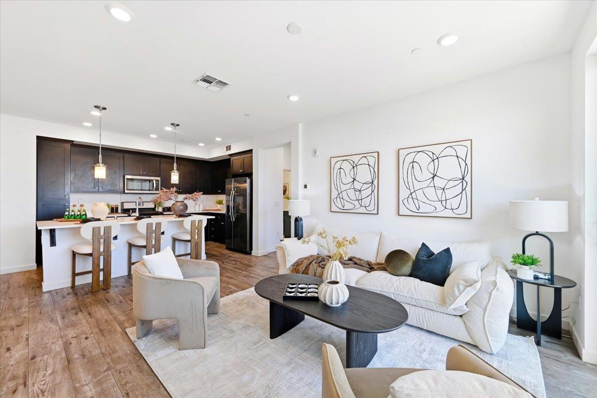 Photo #10: ML82046897 Listing: Photo #10