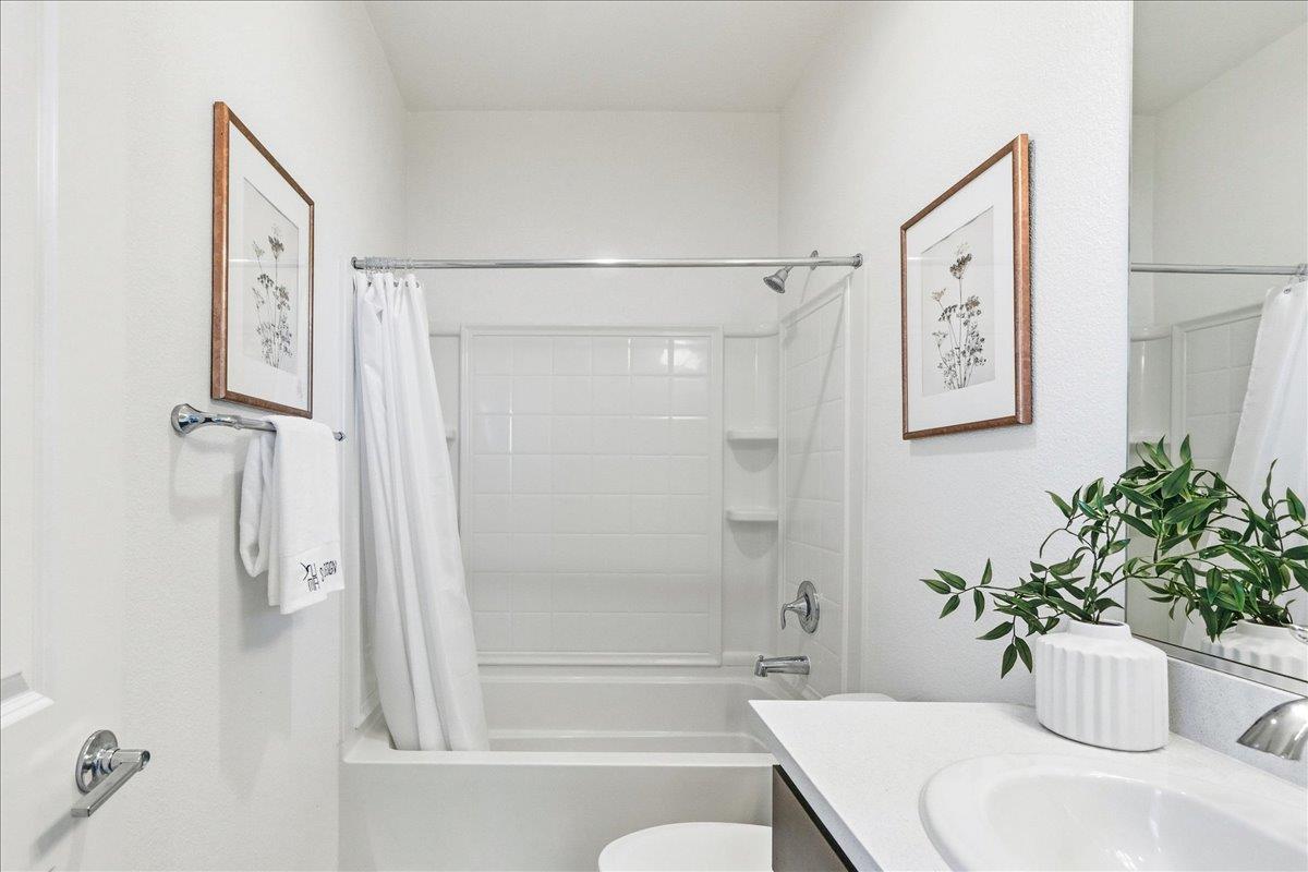 Photo #32: ML82046897 Listing: Photo #32