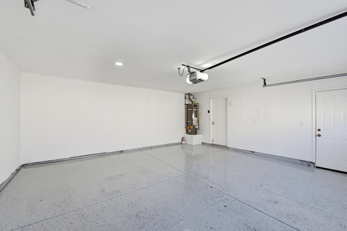 Photo #33: ML82046919 Listing: Photo #33