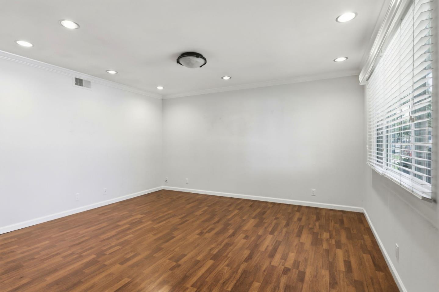 Photo #18: ML82046926 Listing: Photo #18