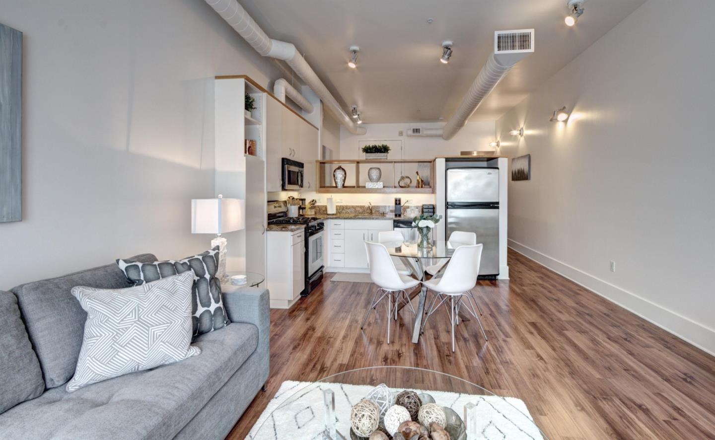 Photo #5: ML82046937 Listing: Photo #5