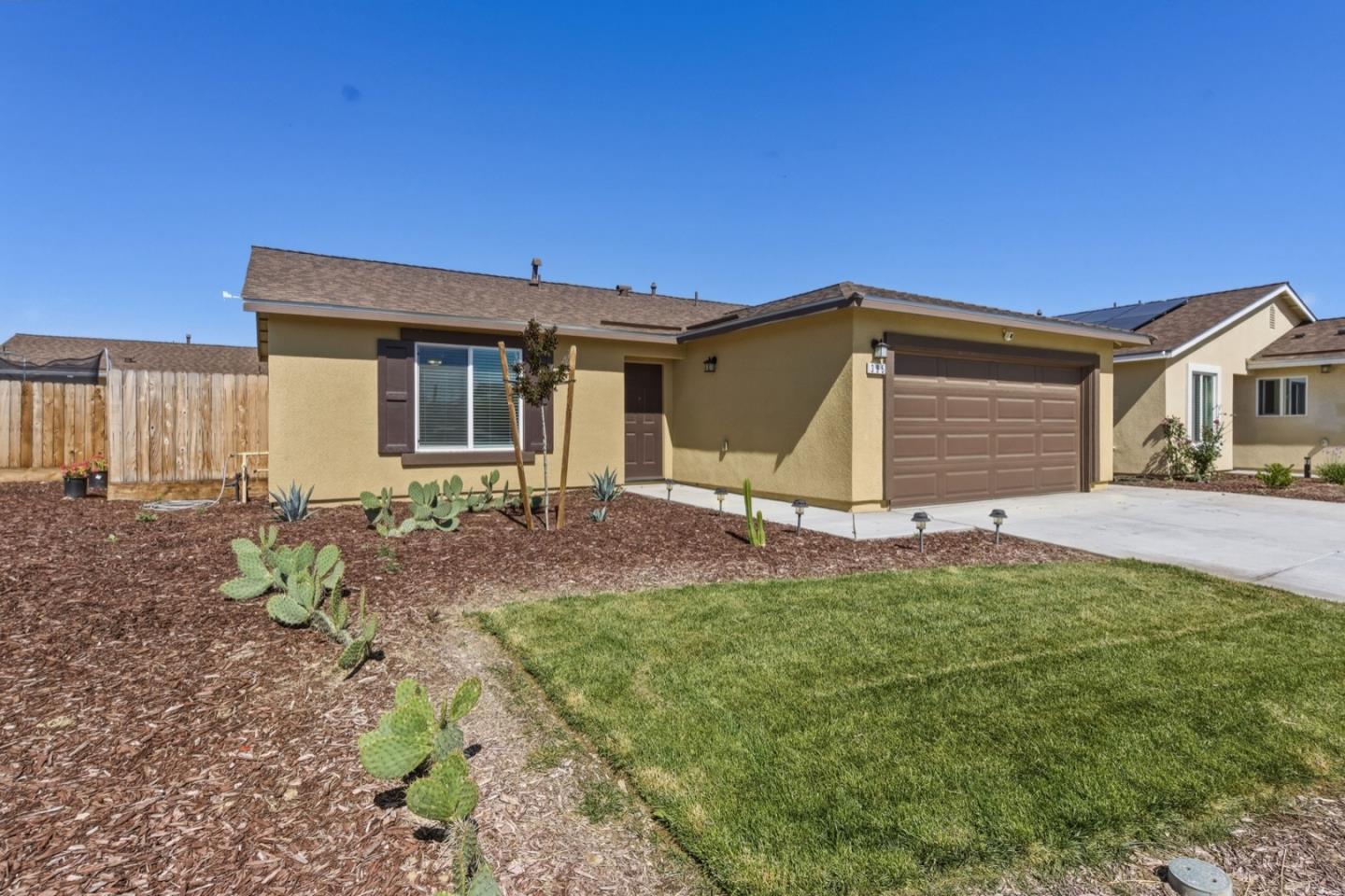Front Image Thumbnail for ML82046949