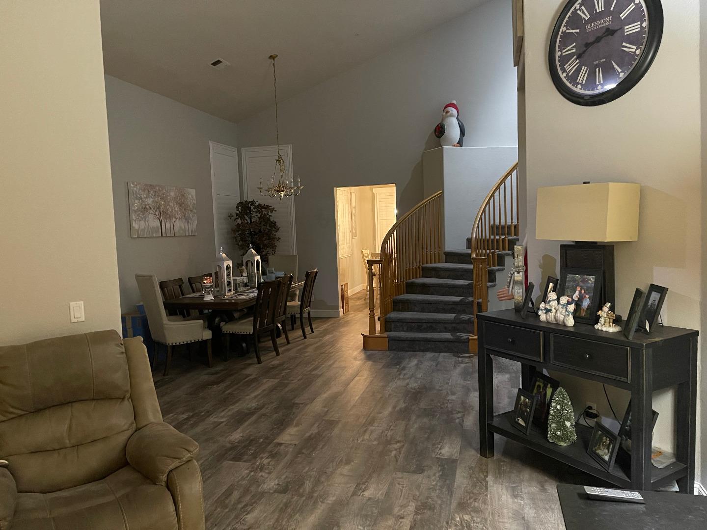 214 Astor Way