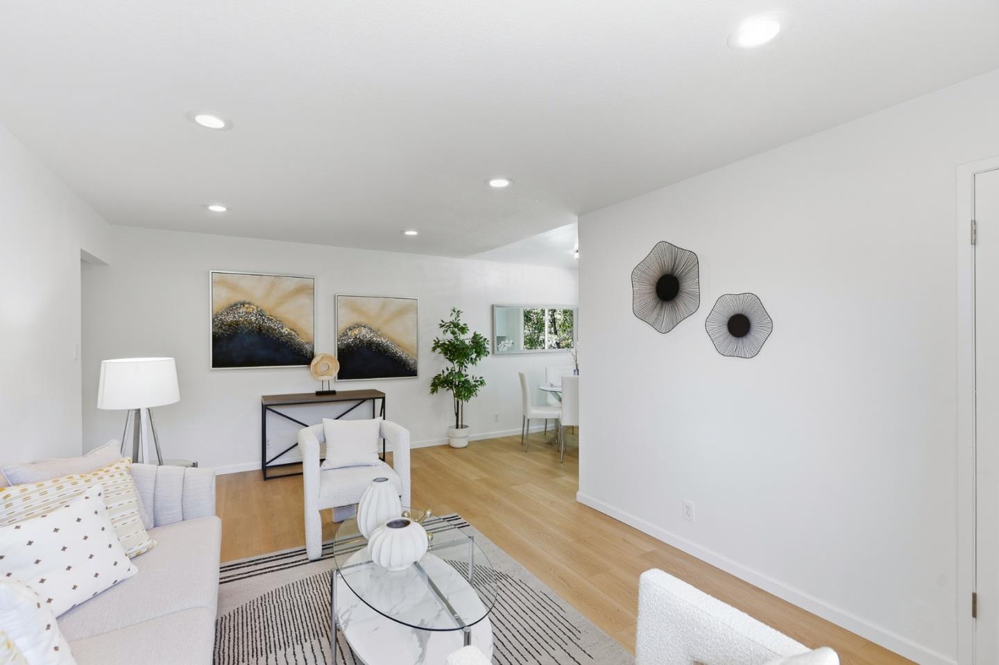 Photo #6: ML82046968 Listing: Photo #6