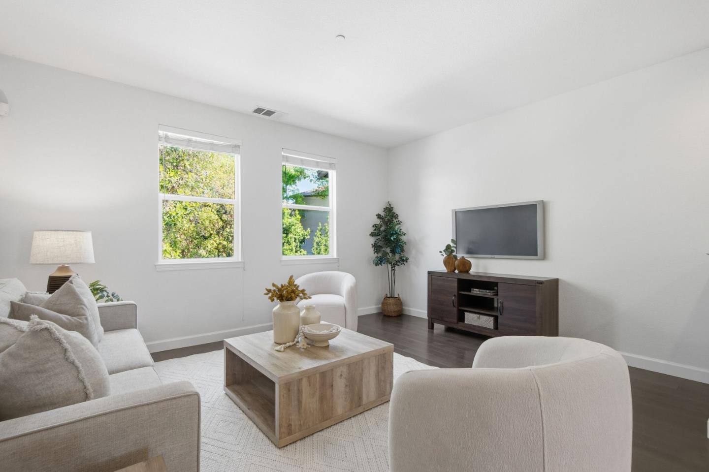 Photo #11: ML82047001 Listing: Photo #11