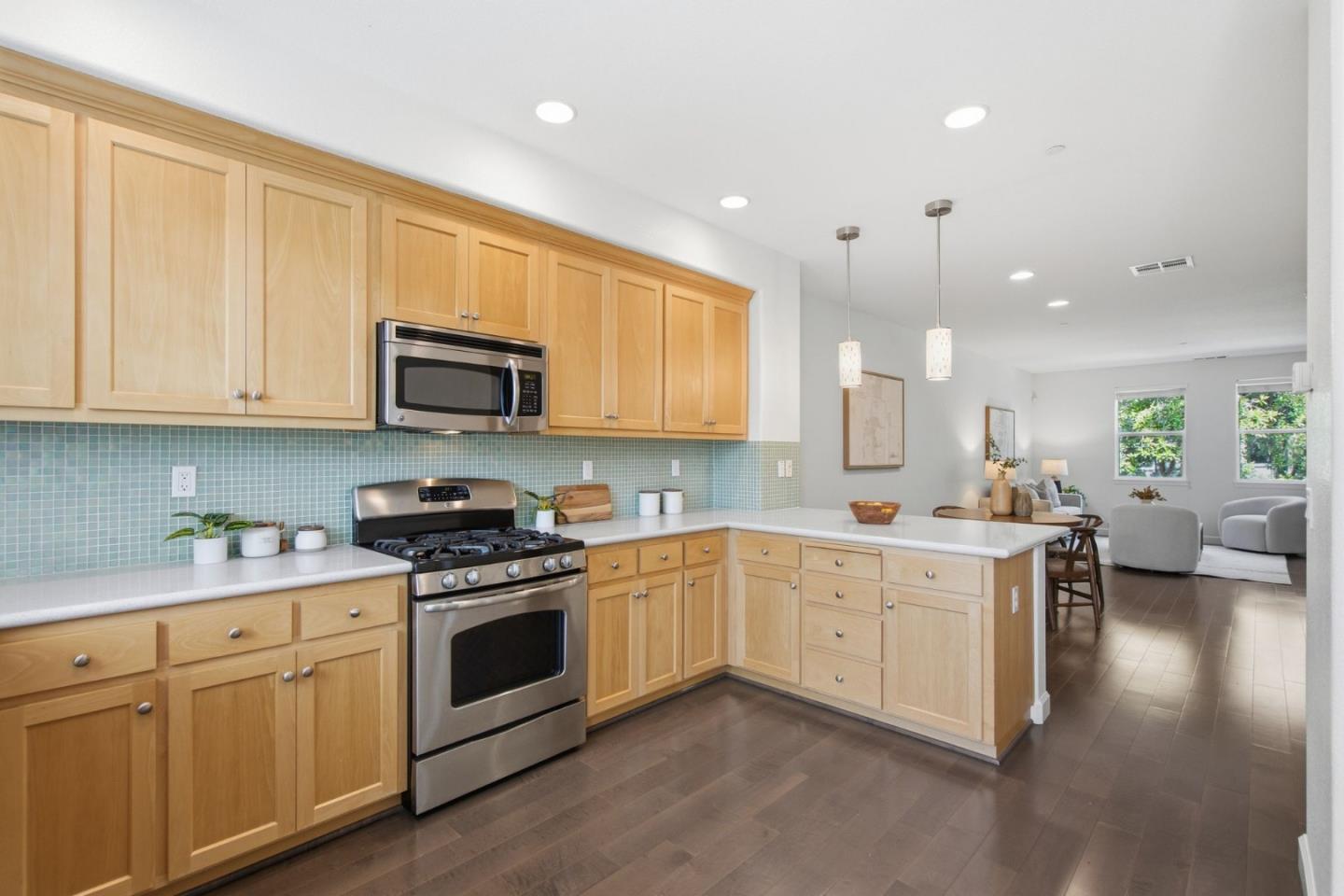 Photo #19: ML82047001 Listing: Photo #19