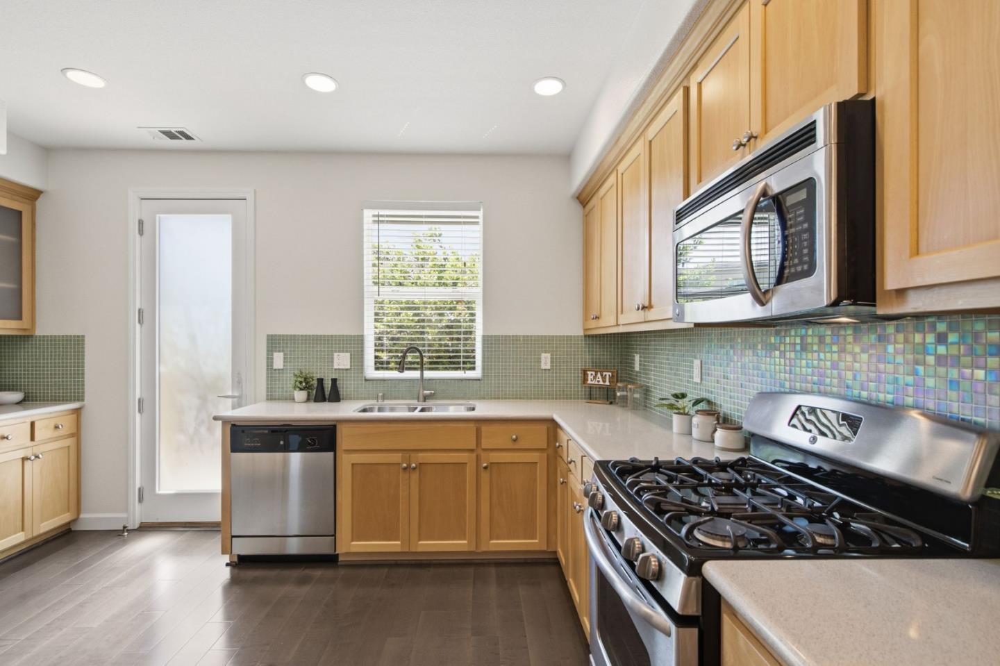 Photo #20: ML82047001 Listing: Photo #20