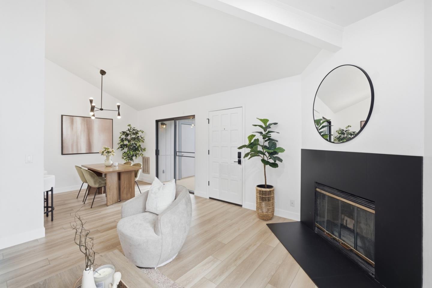 Photo #6: ML82047006 Listing: Photo #6