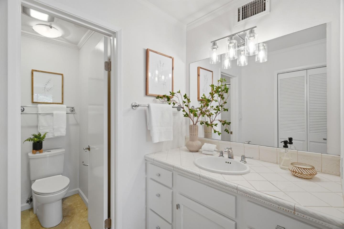 Photo #9: ML82047019 Listing: Photo #9