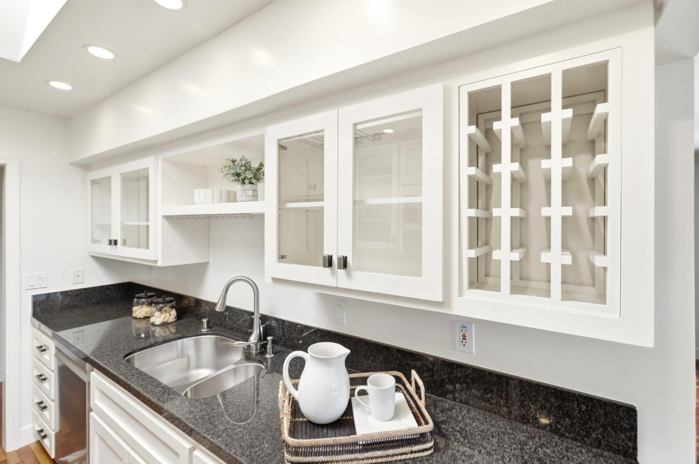 Photo #9: ML82047025 Listing: Photo #9