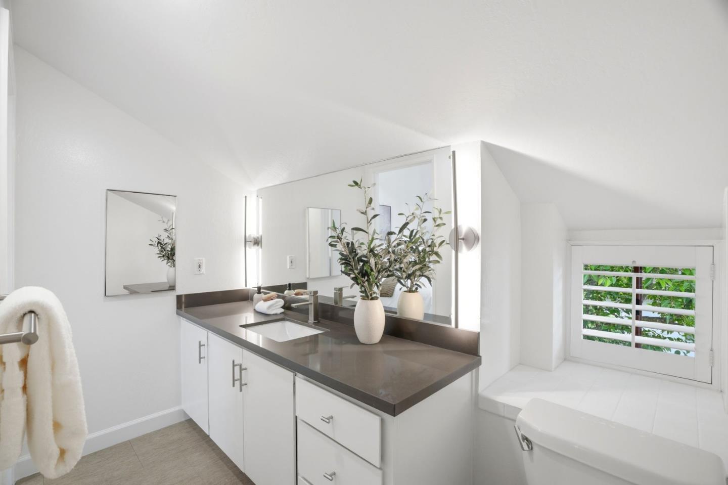 Photo #10: ML82047032 Listing: Photo #10