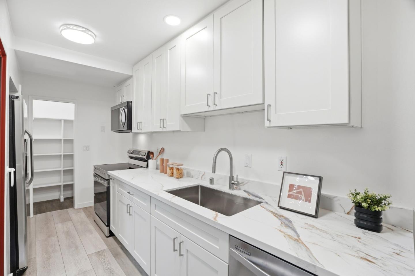 Photo #6: ML82047032 Listing: Photo #6