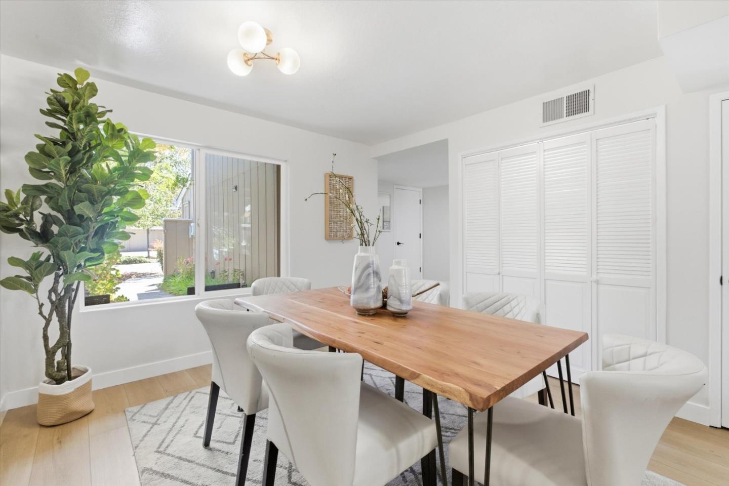 Photo #10: ML82047034 Listing: Photo #10