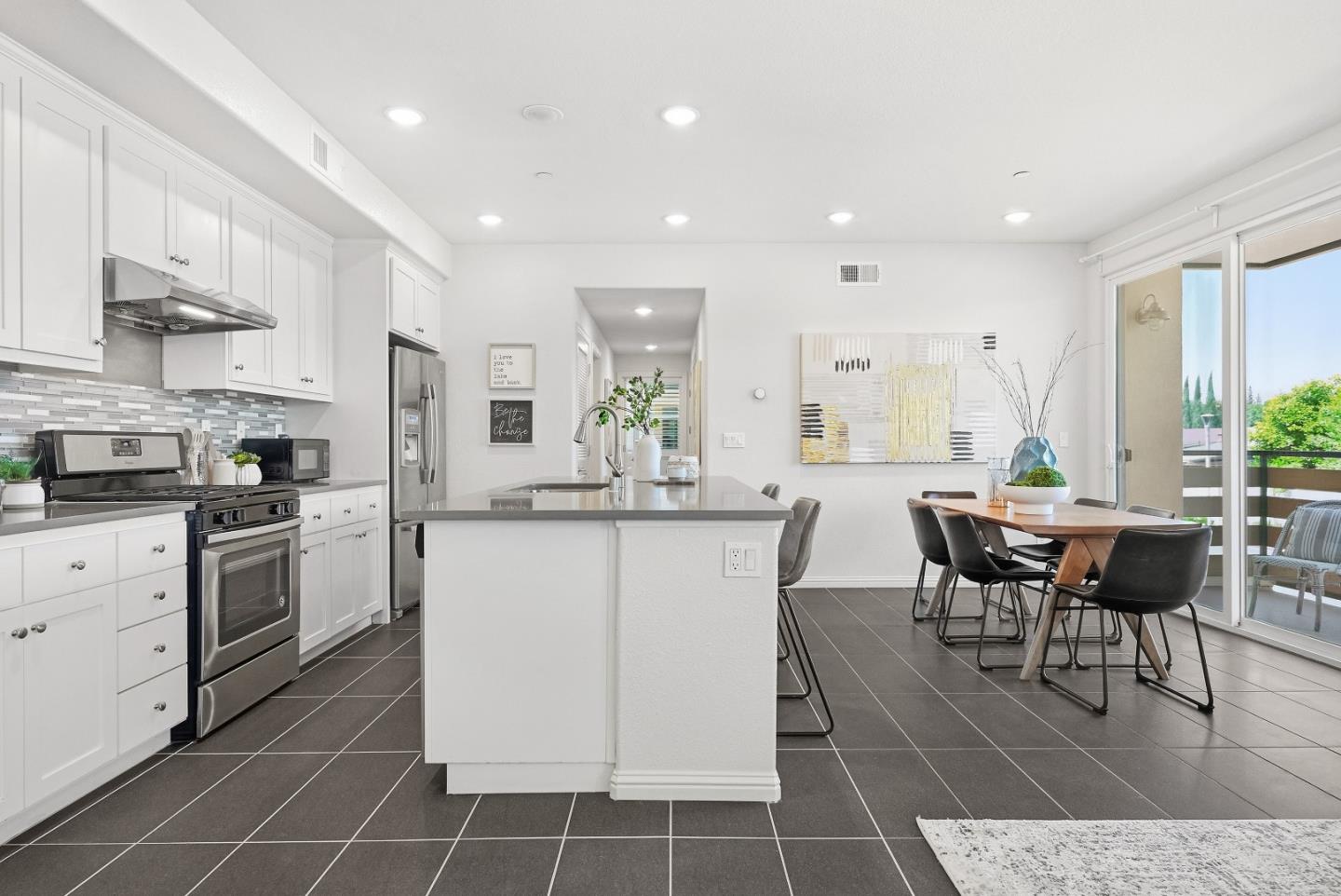 Photo #6: ML82047039 Listing: Photo #6