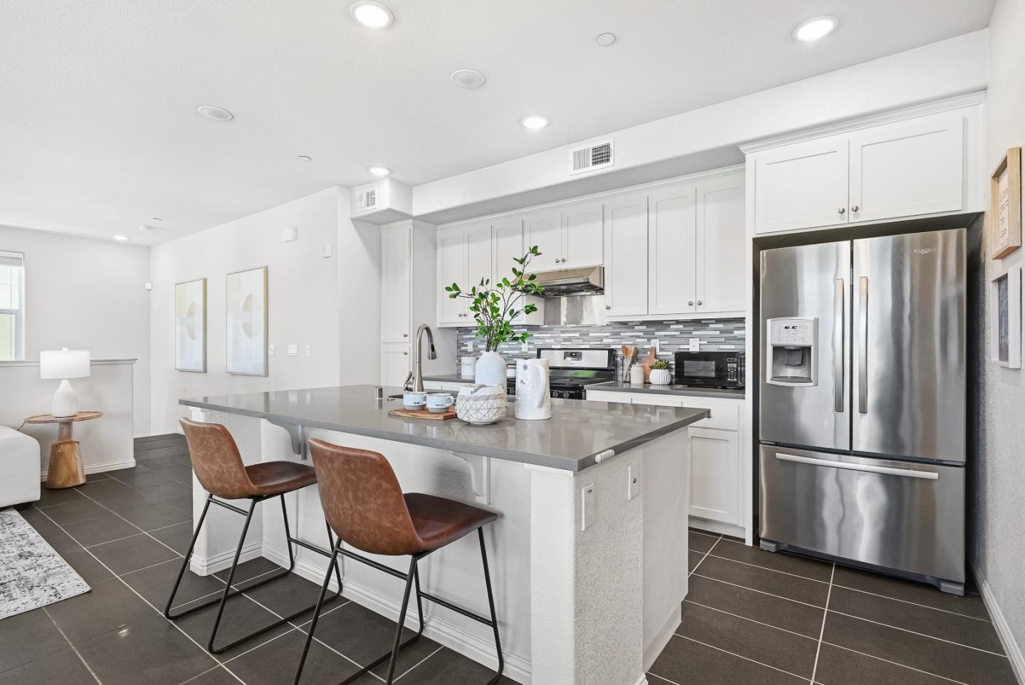 Photo #8: ML82047039 Listing: Photo #8
