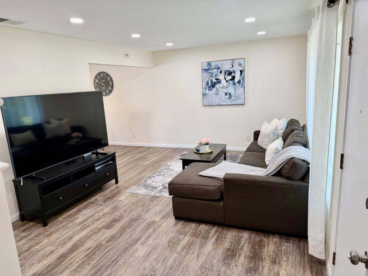 Photo #6: ML82047044 Listing: Photo #6