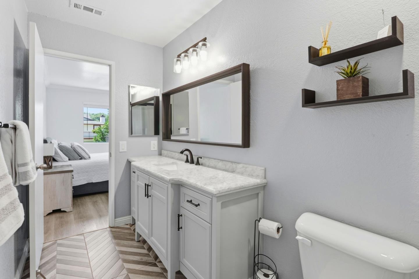 Photo #21: ML82047045 Listing: Photo #21