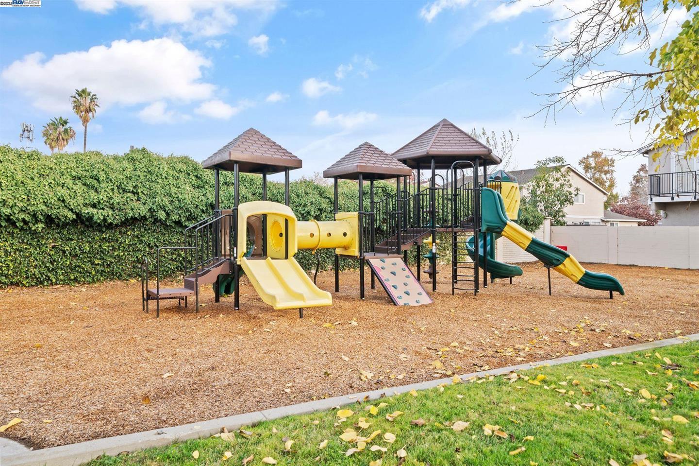 Photo #13: ML82047055 Listing: Photo #13