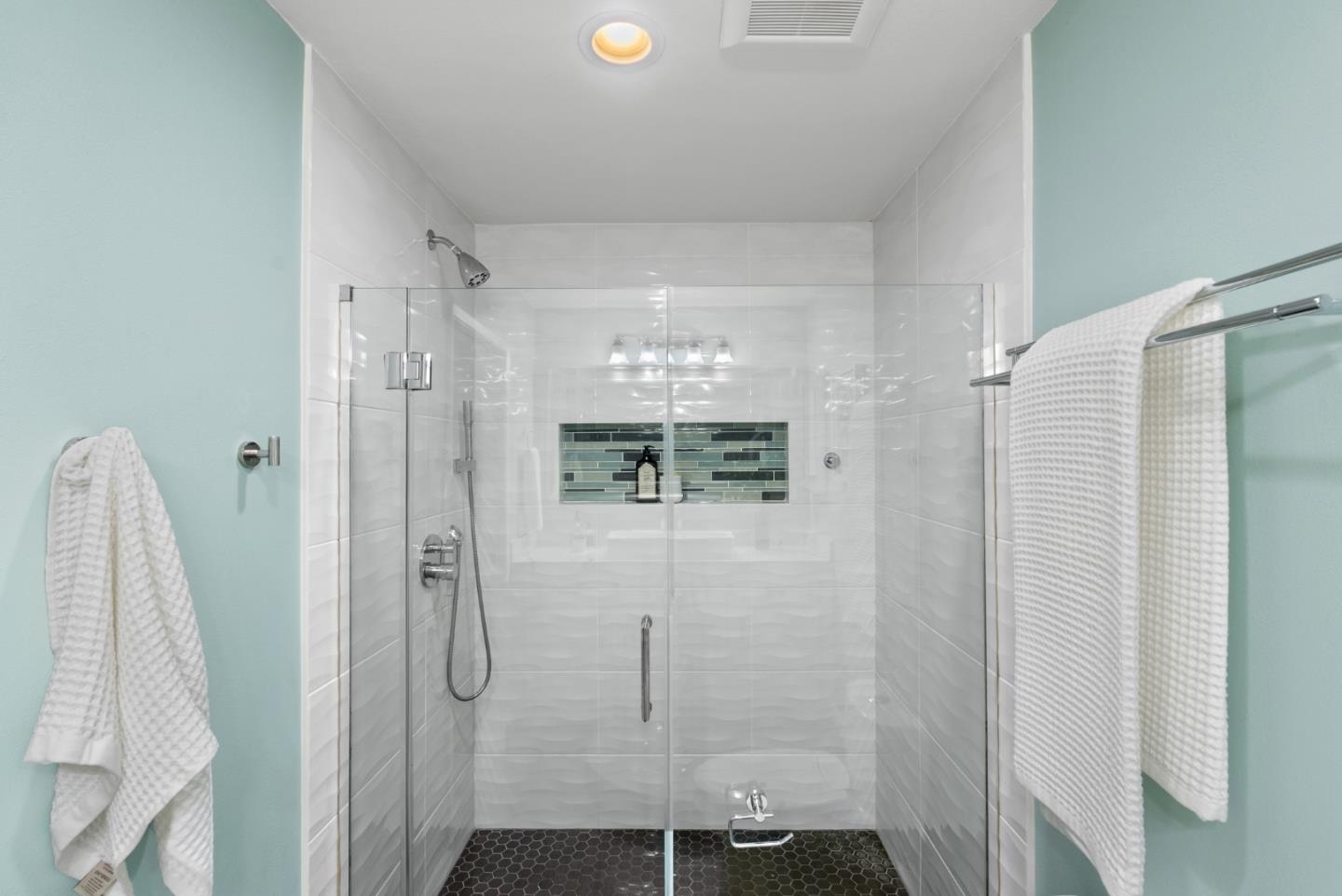 Photo #21: ML82047068 Listing: Photo #21