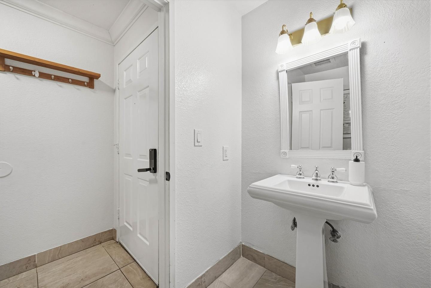 Photo #21: ML82047070 Listing: Photo #21
