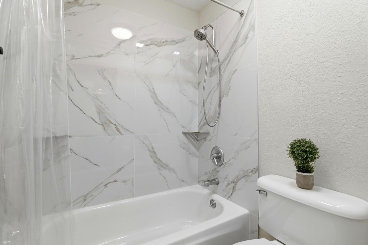 Photo #24: ML82047082 Listing: Photo #24