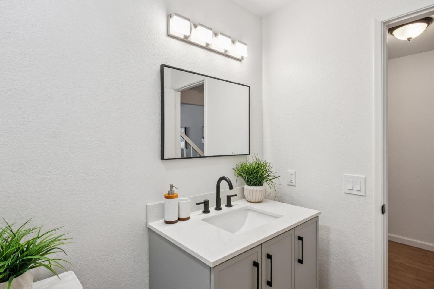 Photo #12: ML82047085 Listing: Photo #12