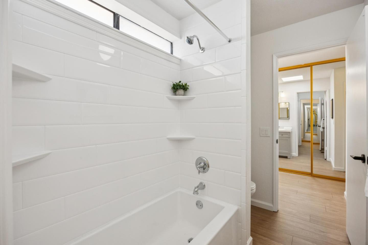Photo #16: ML82047085 Listing: Photo #16