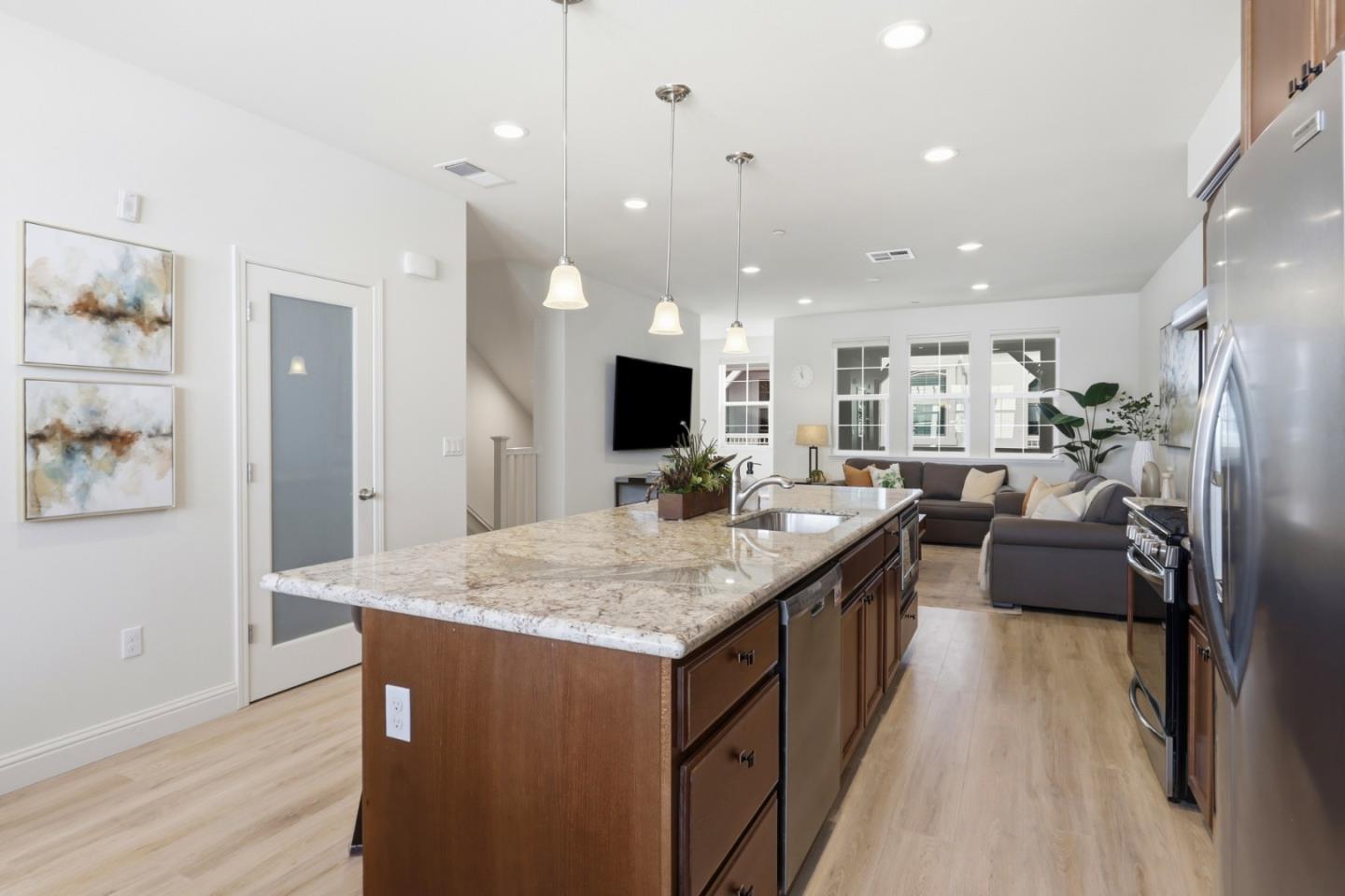 Photo #10: ML82047090 Listing: Photo #10
