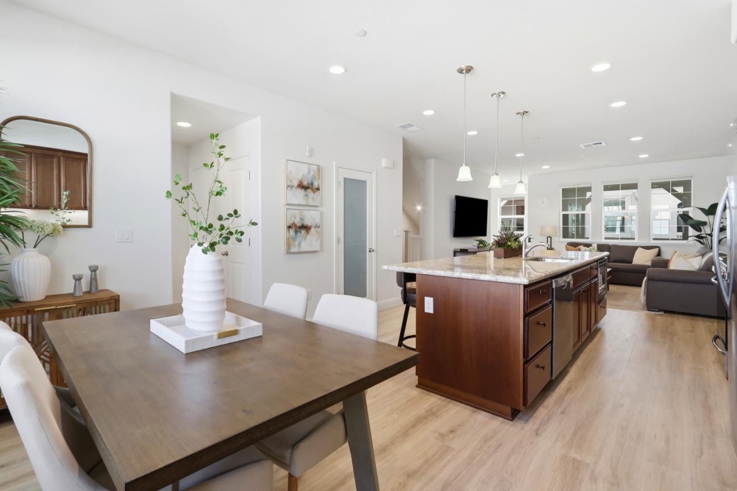Photo #14: ML82047090 Listing: Photo #14