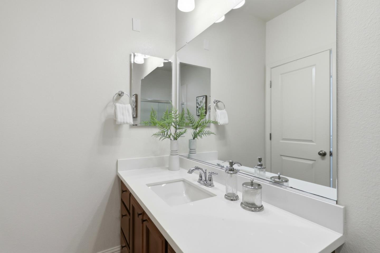 Photo #29: ML82047090 Listing: Photo #29